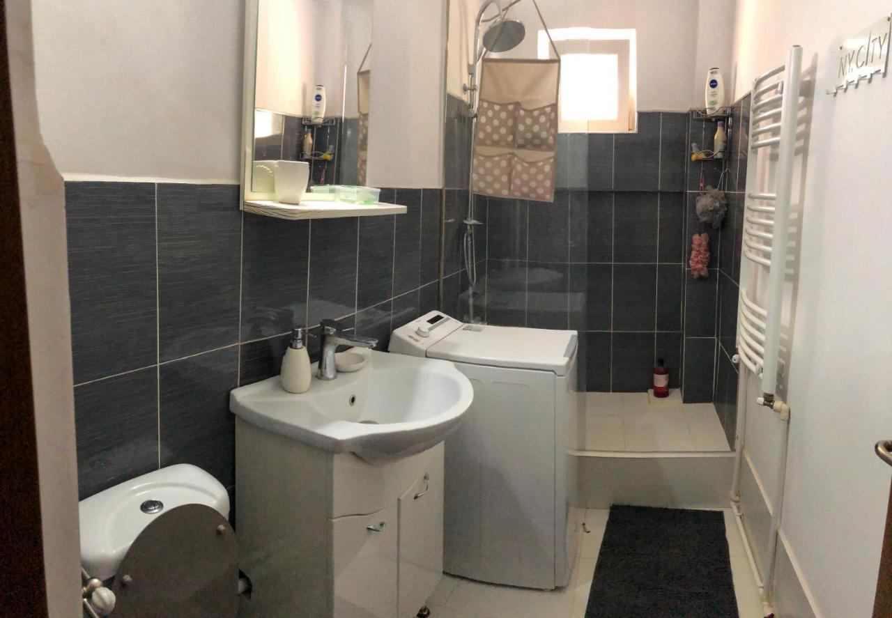 Cozy Apartment Bukovina Suceava Exterior photo